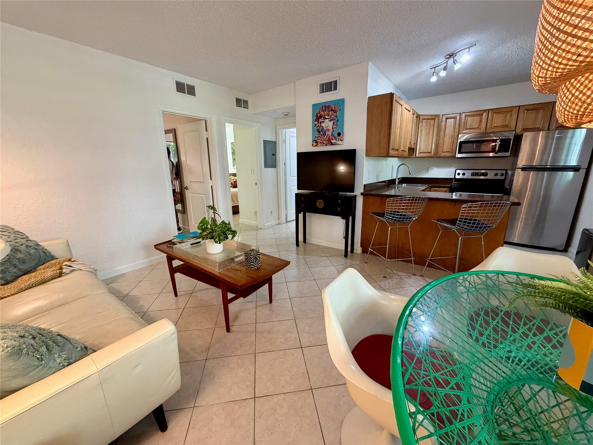 2660 NE 8th Avenue 307