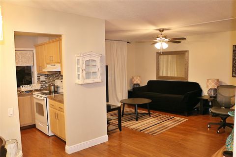 Condominium in Tamarac FL 9070 Lime Bay Blvd Blvd 2.jpg