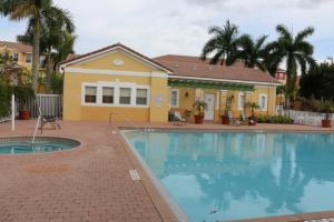 SHOMA TOWNHOMES AT ROYAL - Residential Lease