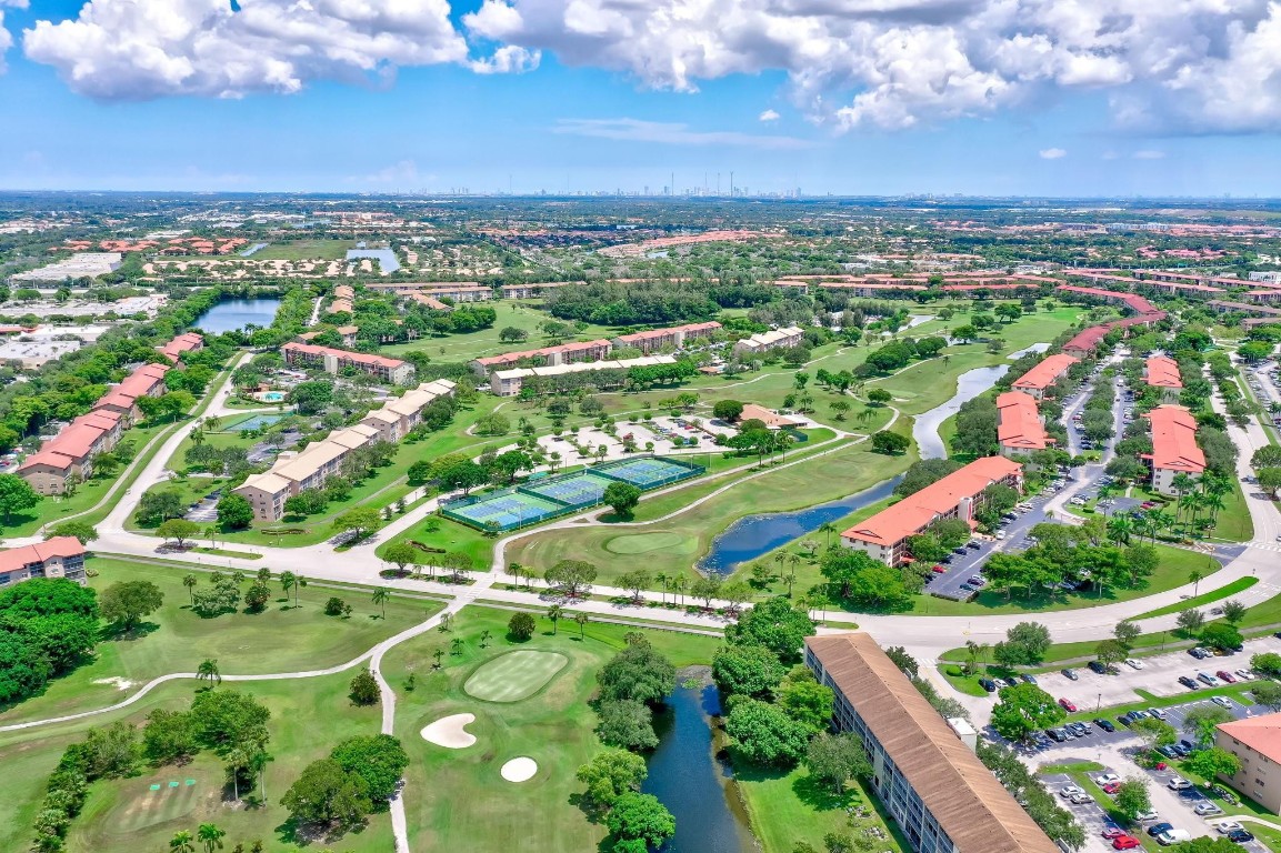 NEW HAMPTON - Residential