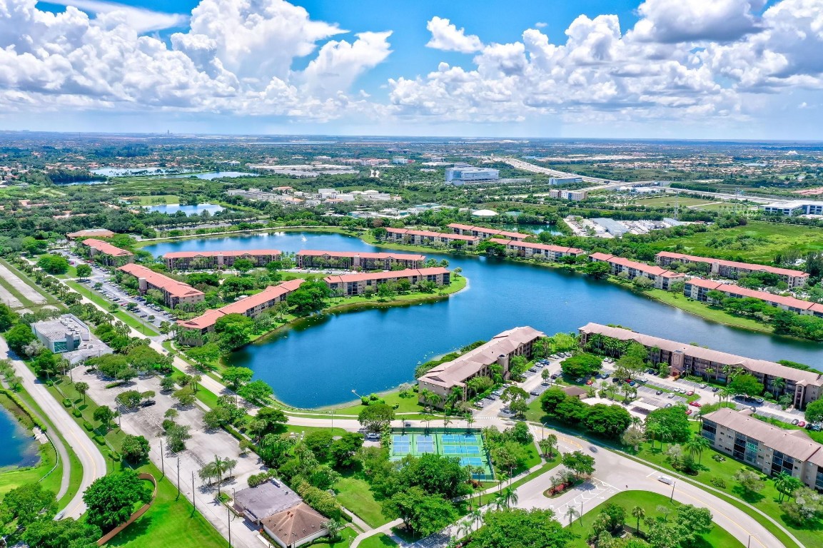 NEW HAMPTON - Residential