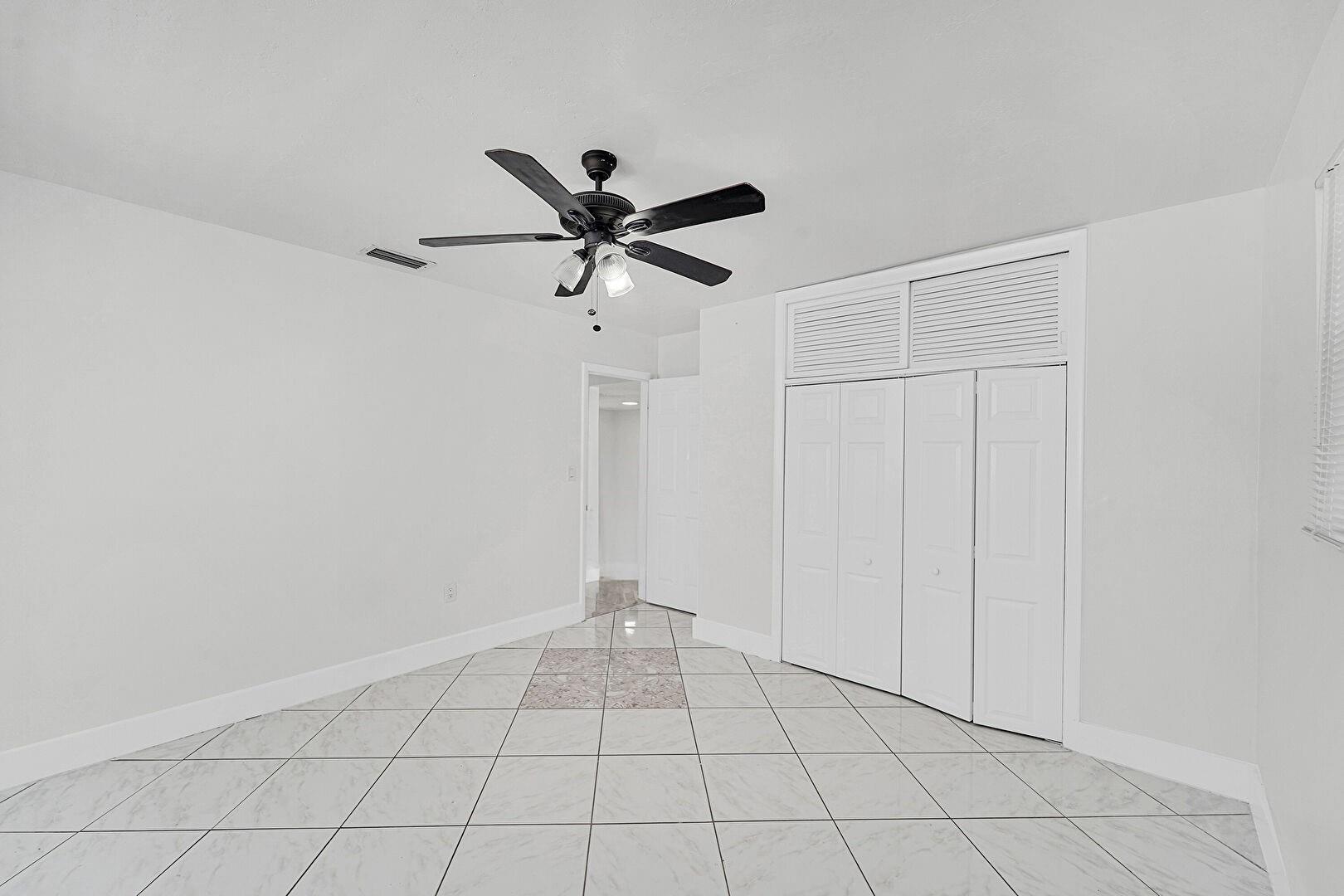 MIRAMAR PARK FOURTH ADD - Residential Lease