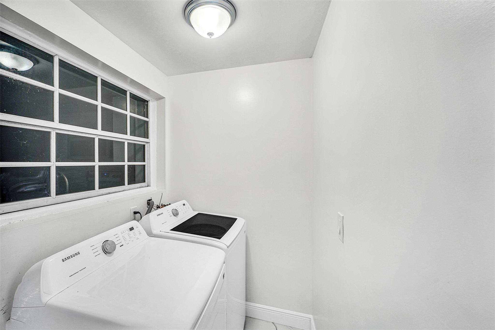 MIRAMAR PARK FOURTH ADD - Residential Lease