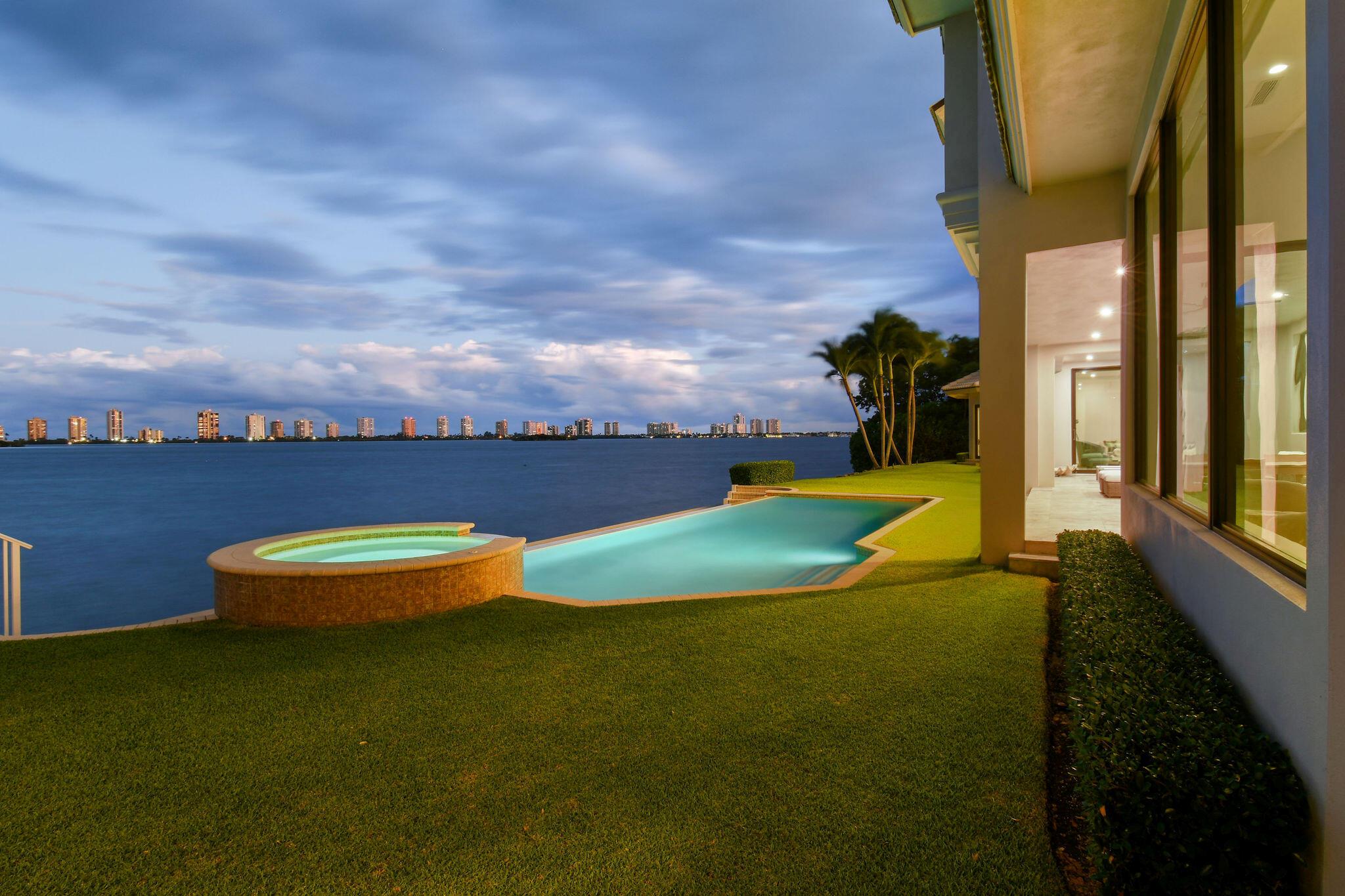 PALM BEACH LAKE WORTH EST - Residential