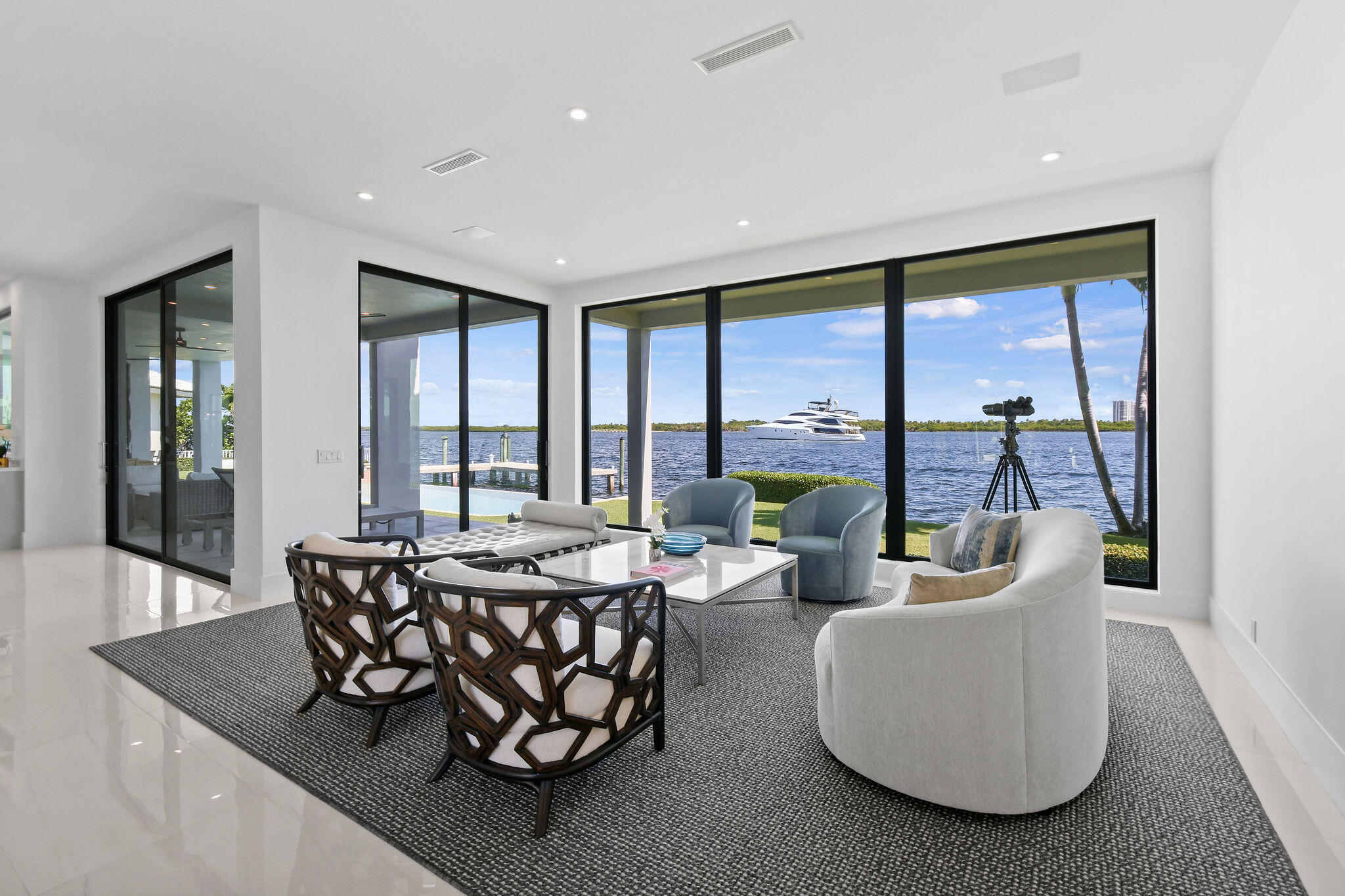 PALM BEACH LAKE WORTH ESTATES 2 - Residential