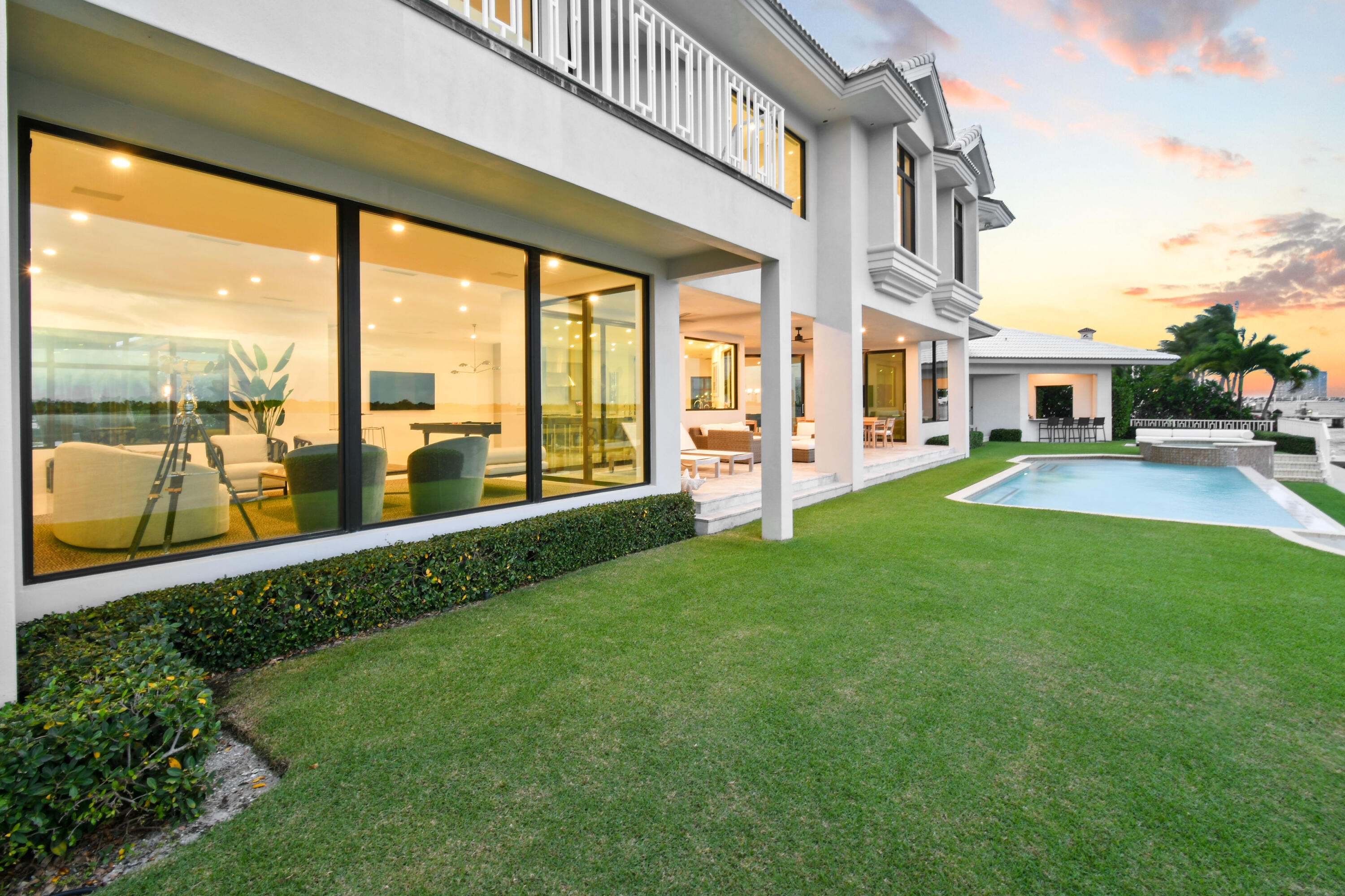 PALM BEACH LAKE WORTH ESTATES 2 - Residential