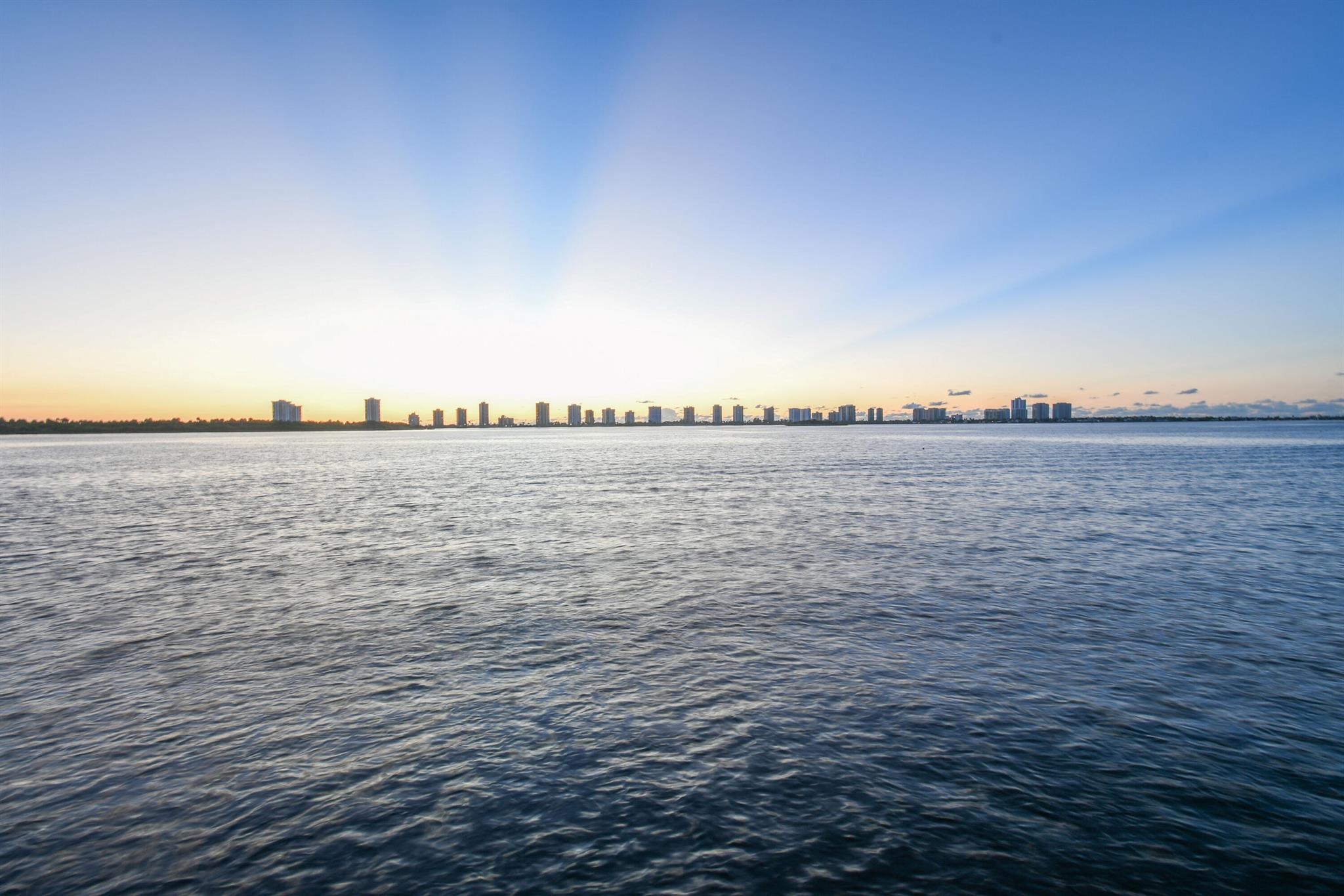 PALM BEACH LAKE WORTH EST - Residential