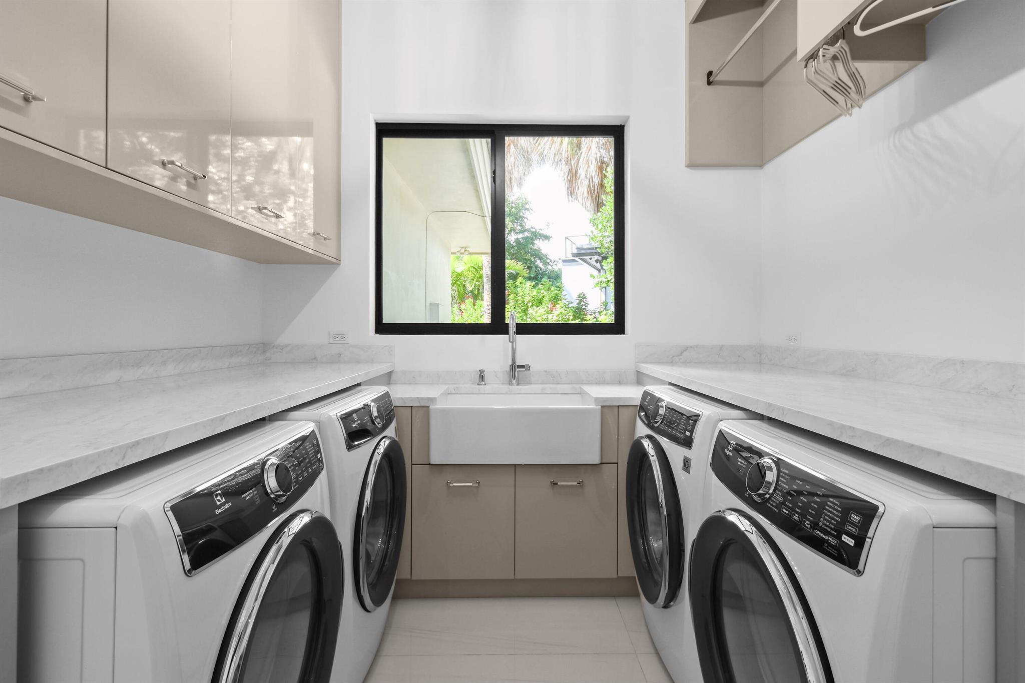 PALM BEACH LAKE WORTH EST - Residential