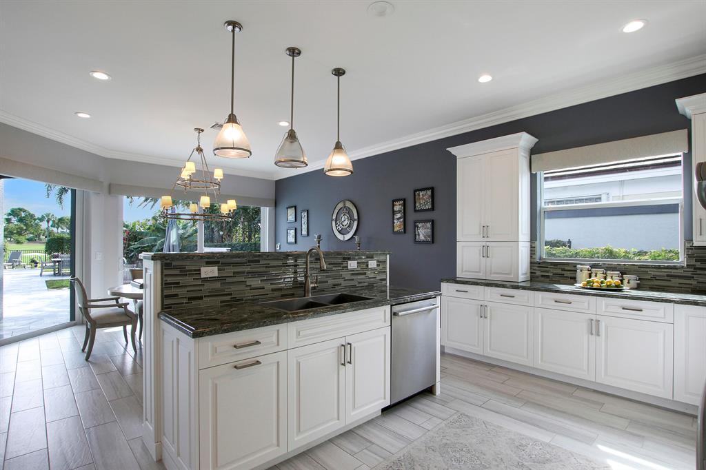 LOXAHATCHEE CLUB AT MAPLE - Residential