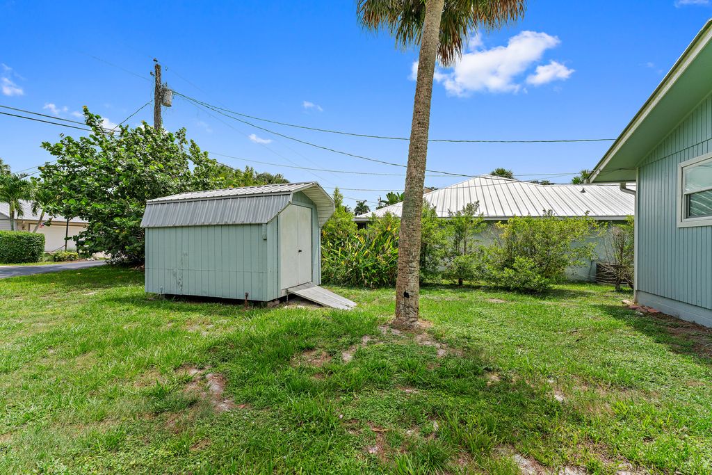 Photo of 856 SW Rustic Circle, Stuart, FL 34997 (MLS # B26027884)