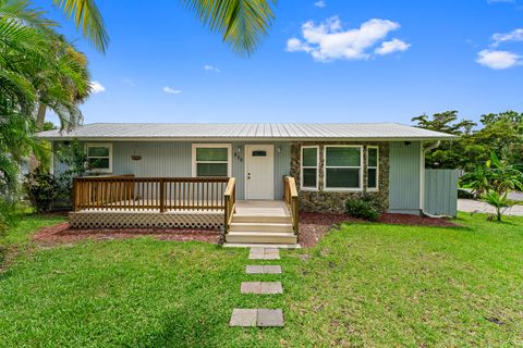 Photo of 856 SW Rustic Circle, Stuart, FL 34997 (MLS # B26027884)