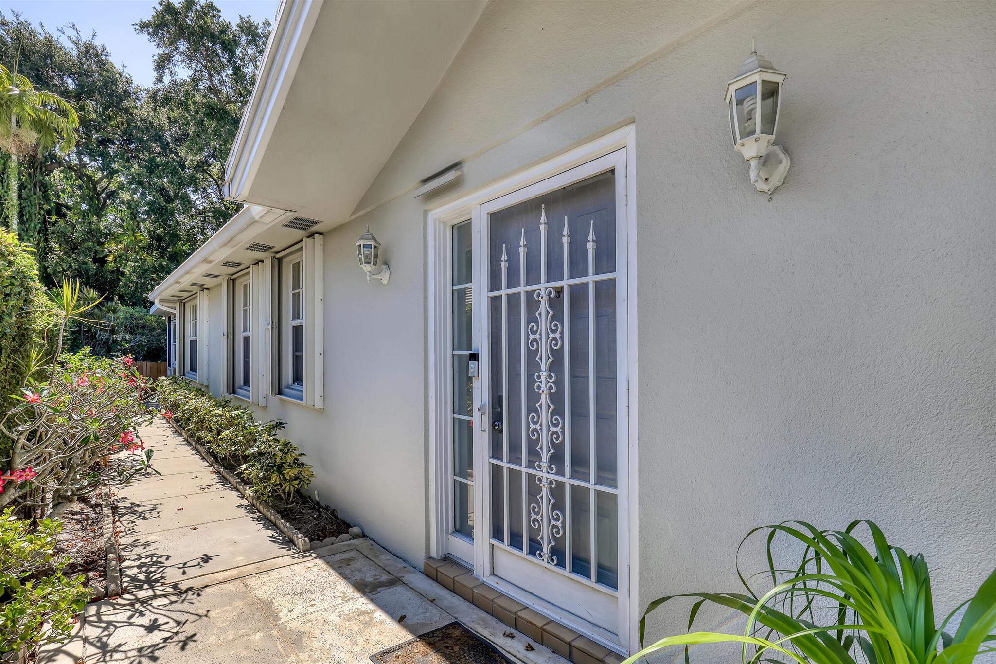 8338 Old Forest Road