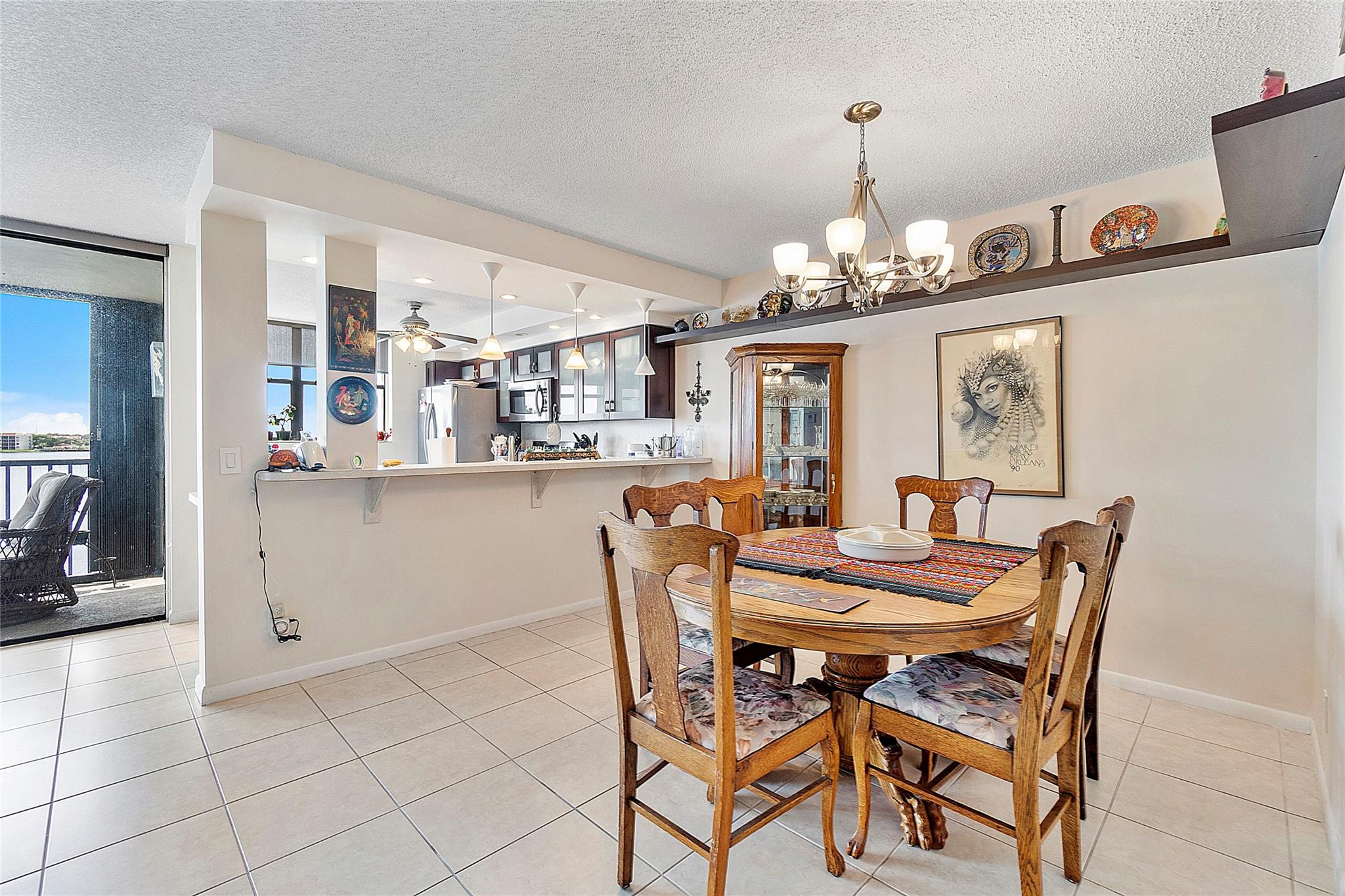 Lake Emerald - Residential