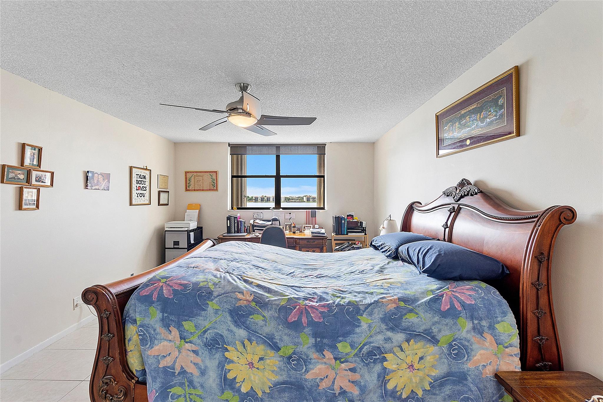 Lake Emerald - Residential