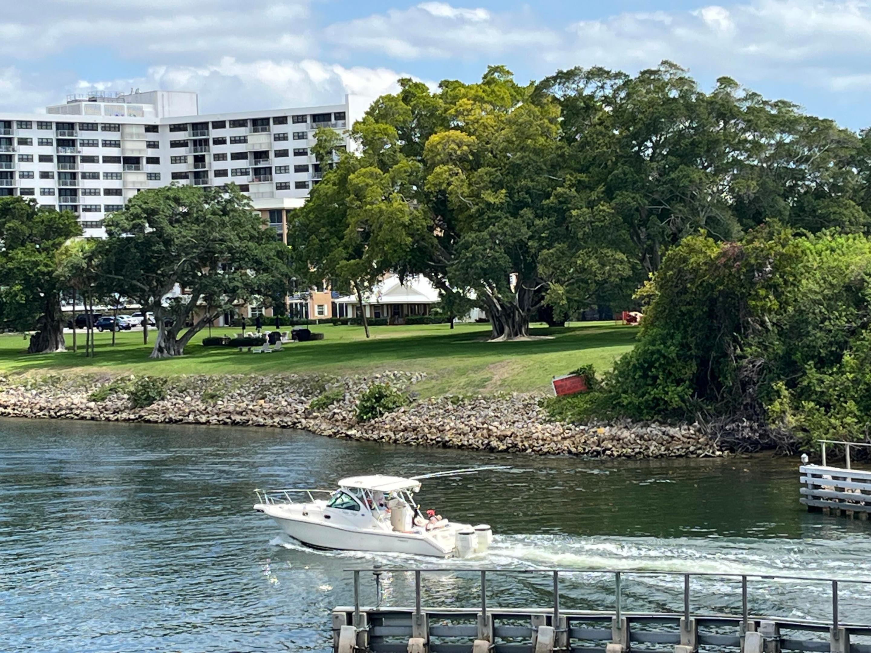 WATERWAY WEST CONDOS - Residential