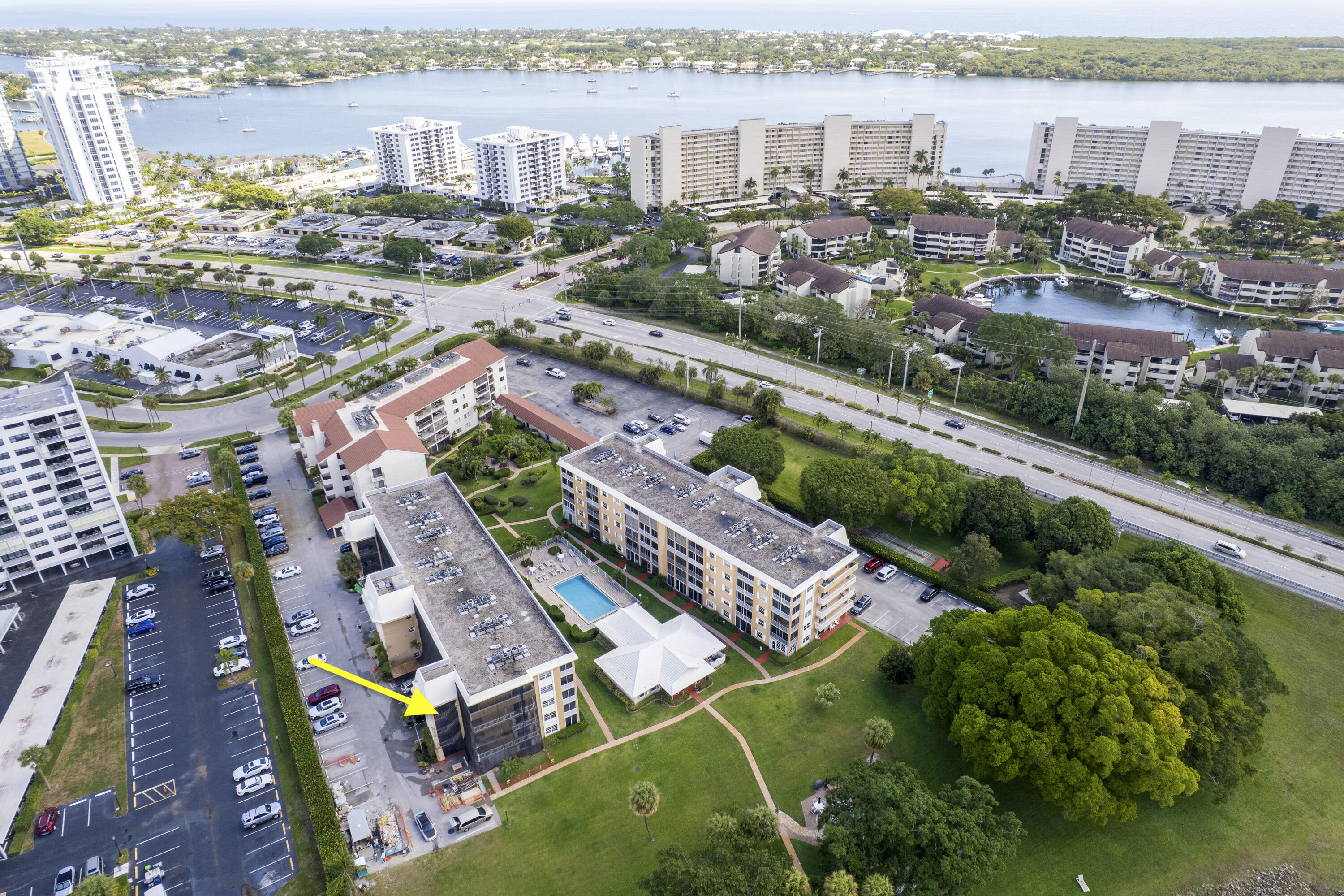 WATERWAY WEST CONDOS - Residential