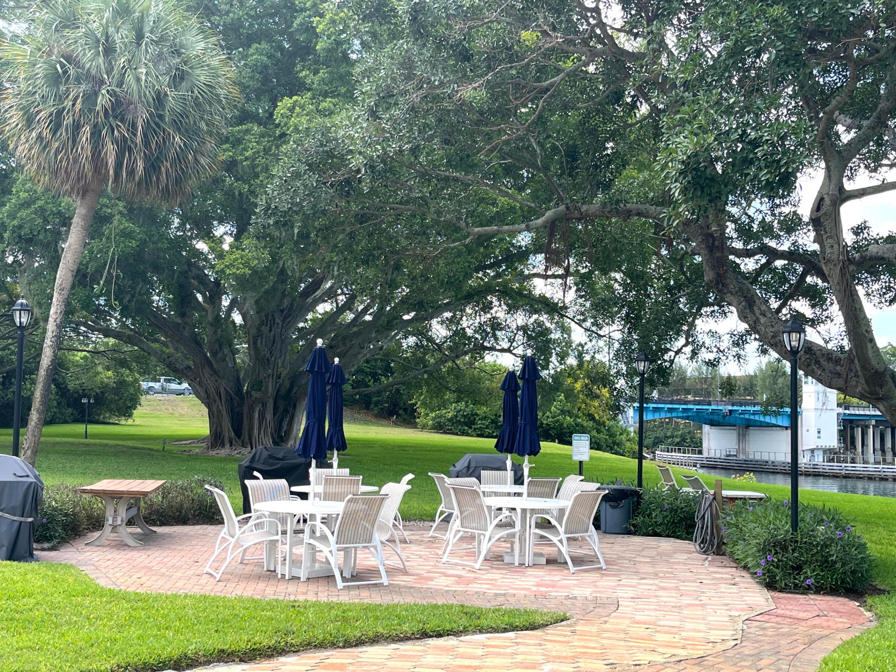 WATERWAY WEST CONDOS - Residential