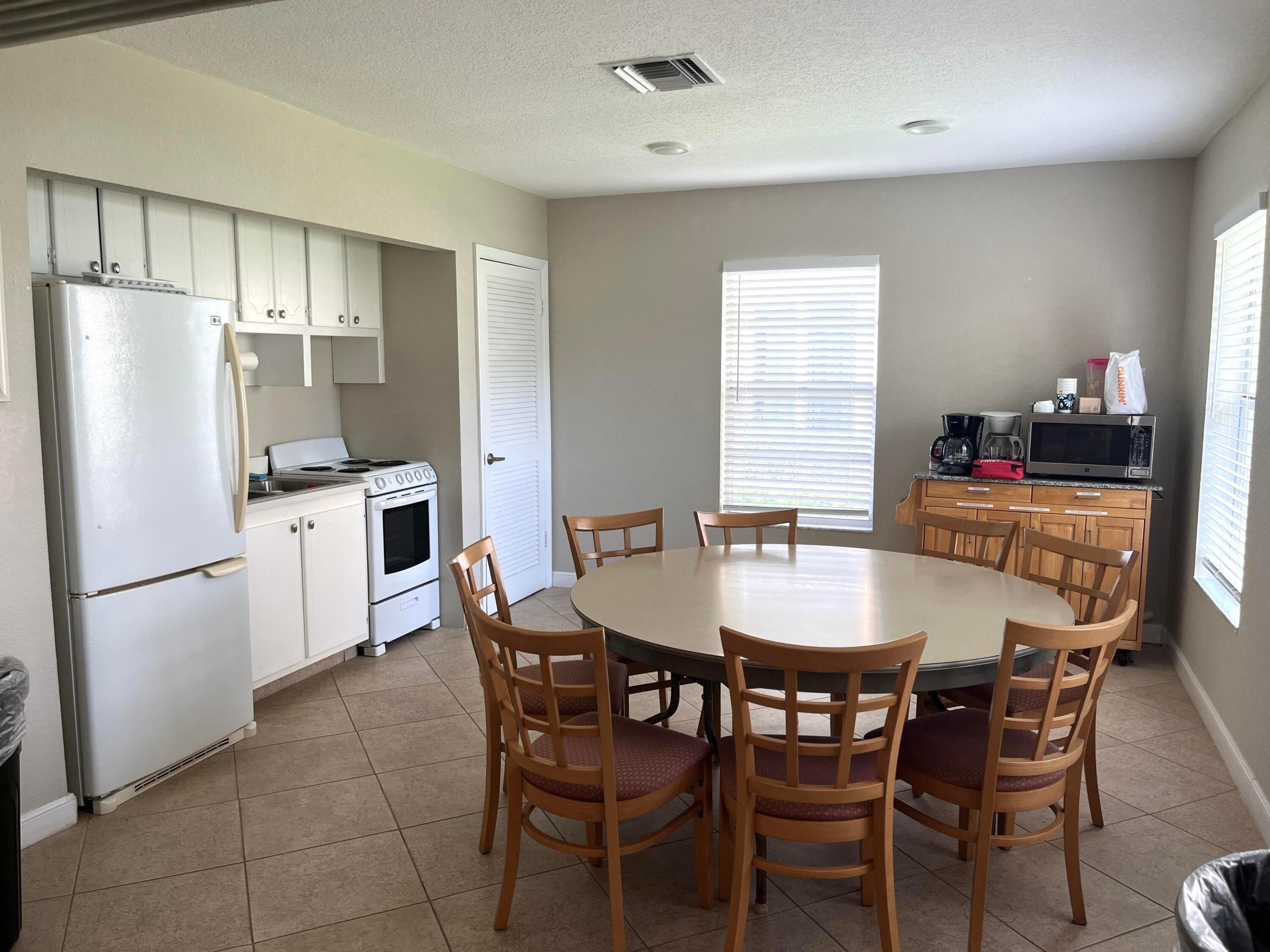 WATERWAY WEST CONDOS - Residential