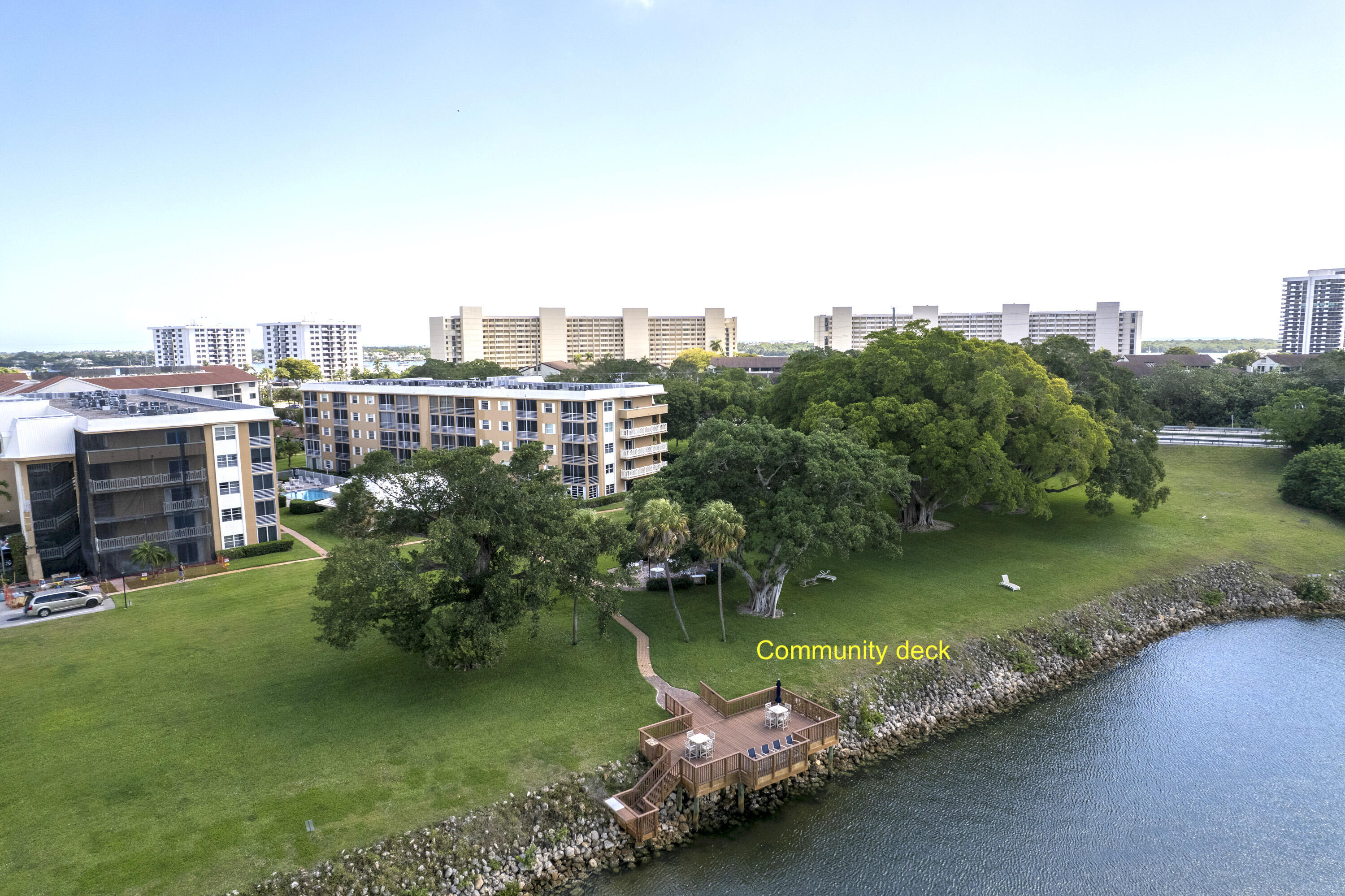 WATERWAY WEST CONDOS - Residential