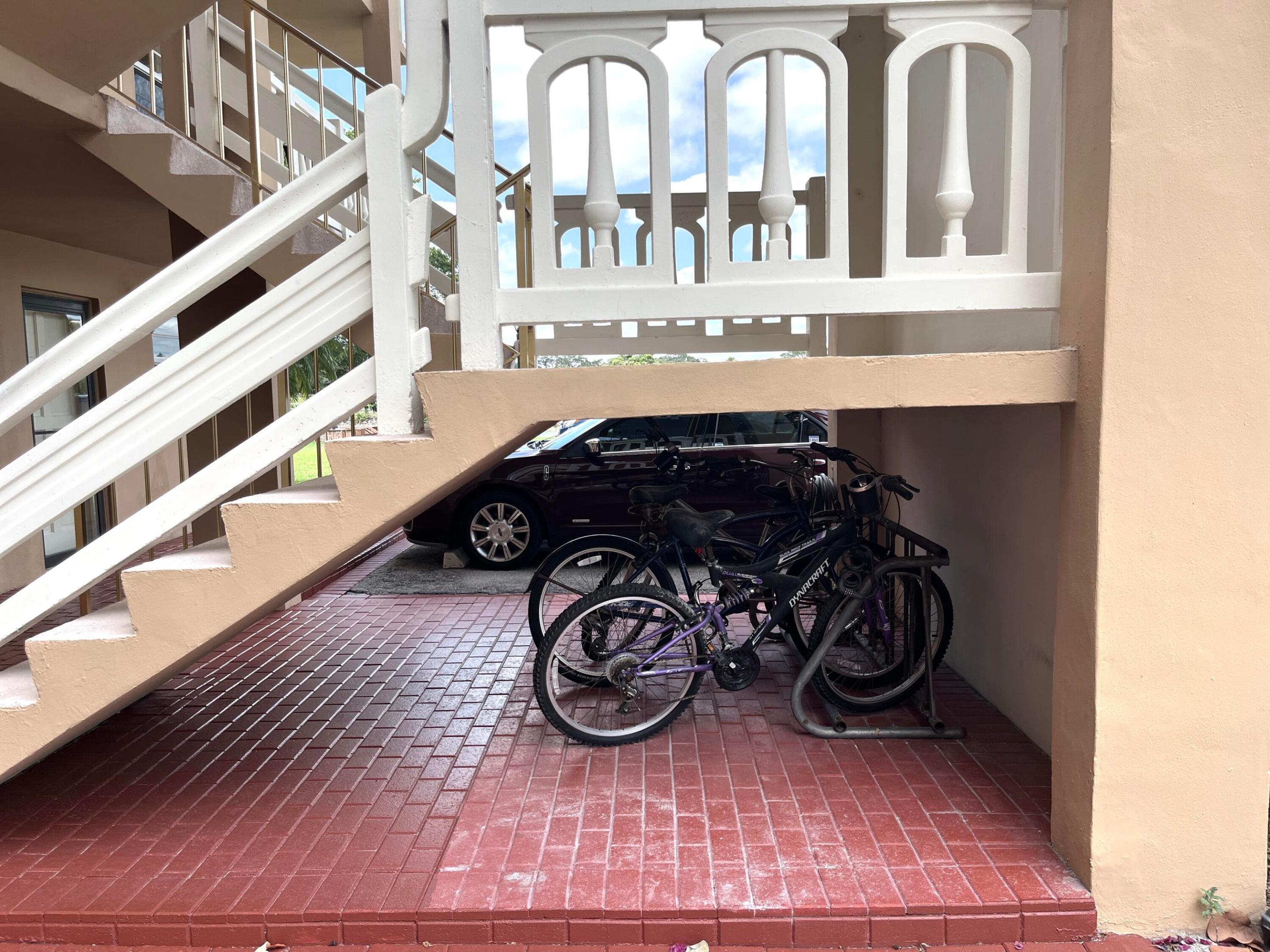 WATERWAY WEST CONDOS - Residential