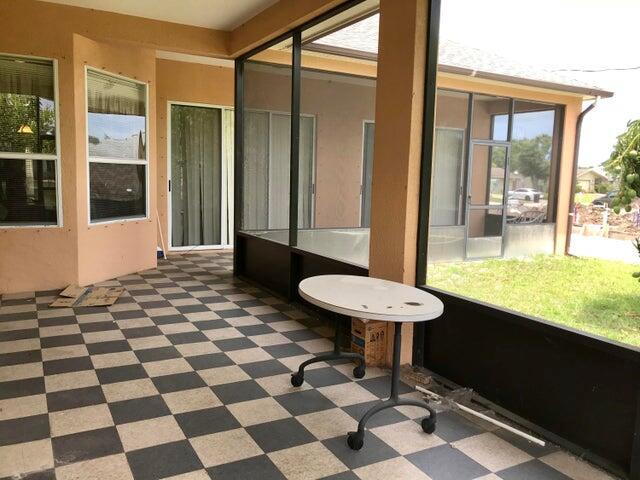 PORT ST LUCIE SEC 10 - Residential