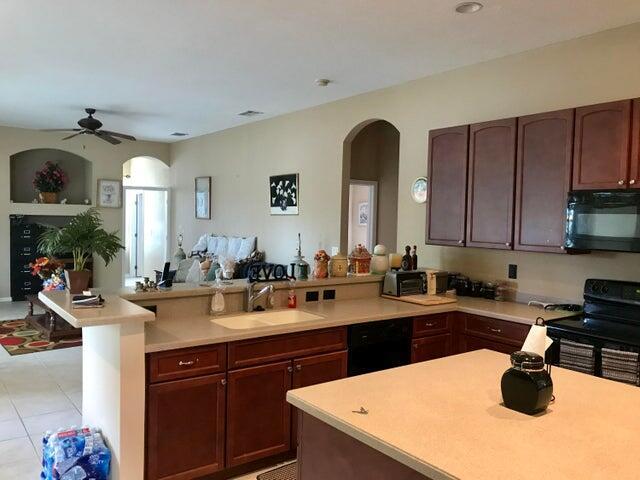 PORT ST LUCIE SEC 10 - Residential