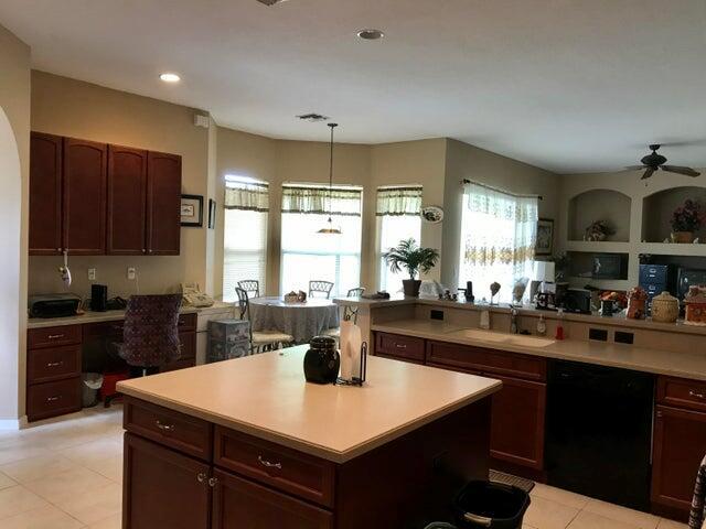 PORT ST LUCIE SEC 10 - Residential