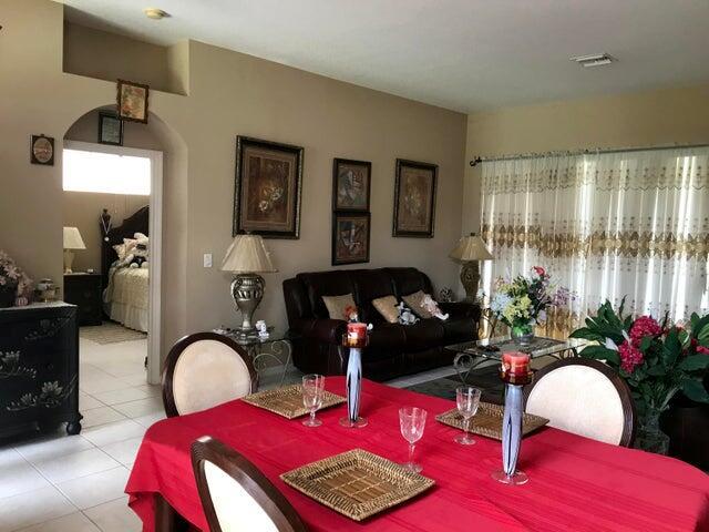 PORT ST LUCIE SEC 10 - Residential