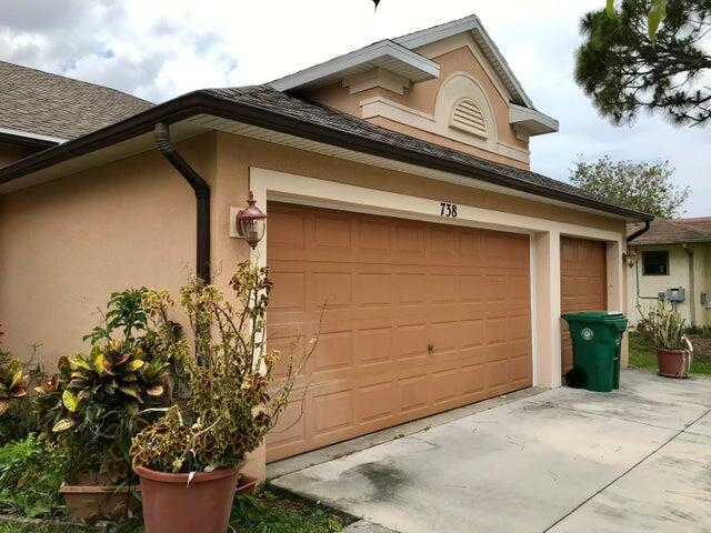 PORT ST LUCIE SEC 10 - Residential