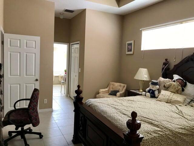 PORT ST LUCIE SEC 10 - Residential