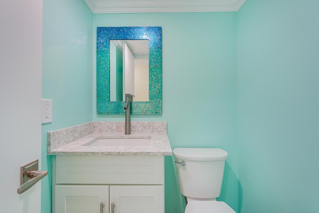 CAPTAINS WALK CONDO - Residential