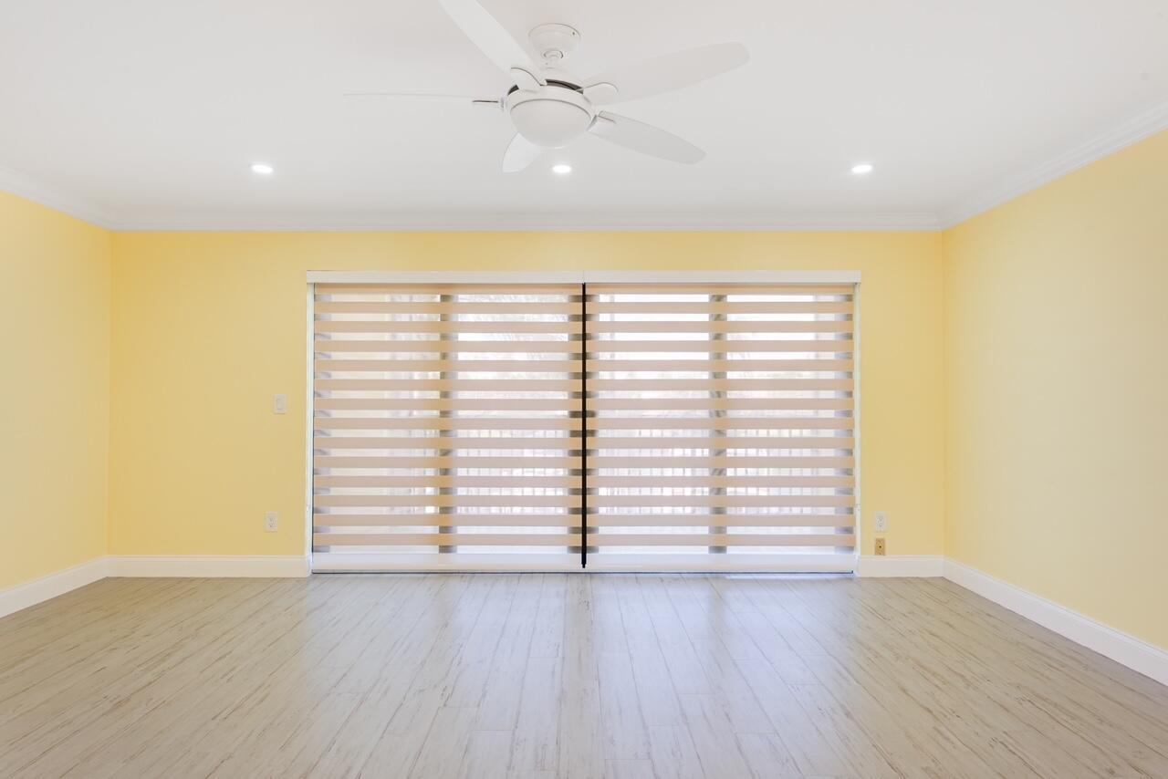 CAPTAINS WALK CONDO - Residential