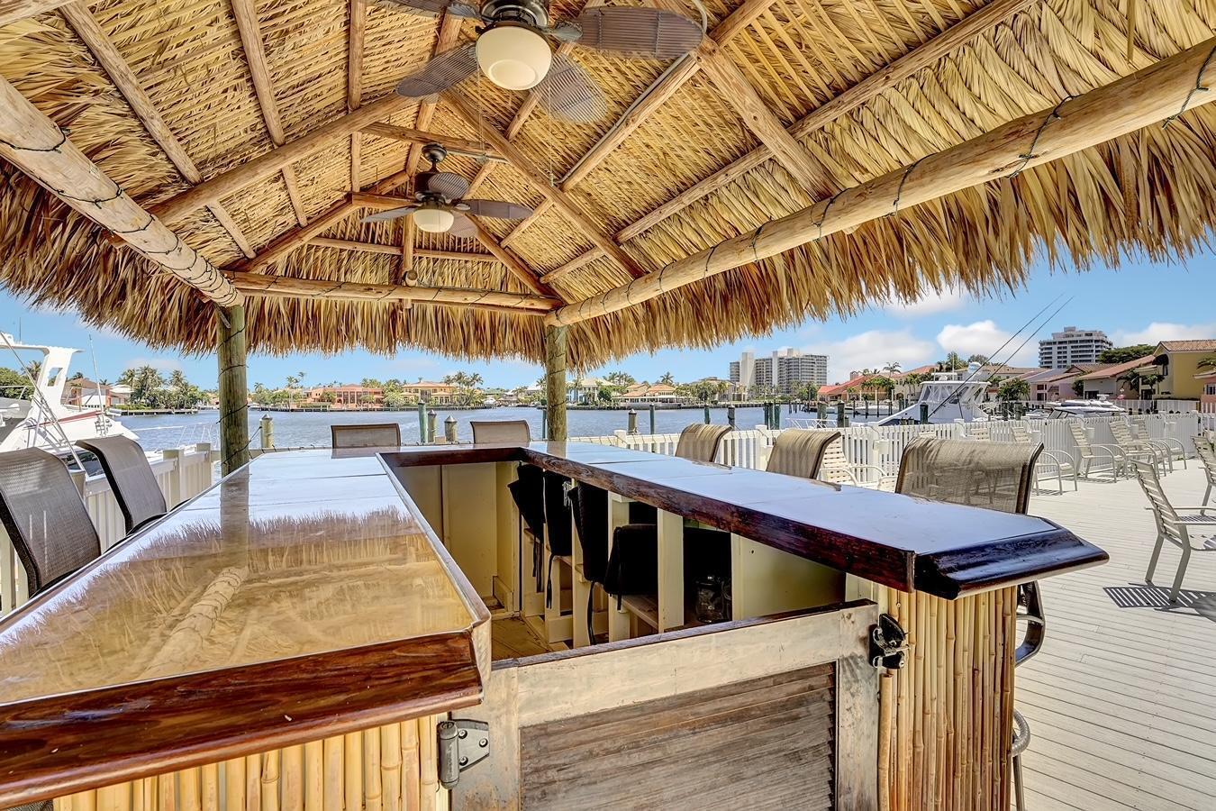 CAPTAINS WALK CONDO - Residential