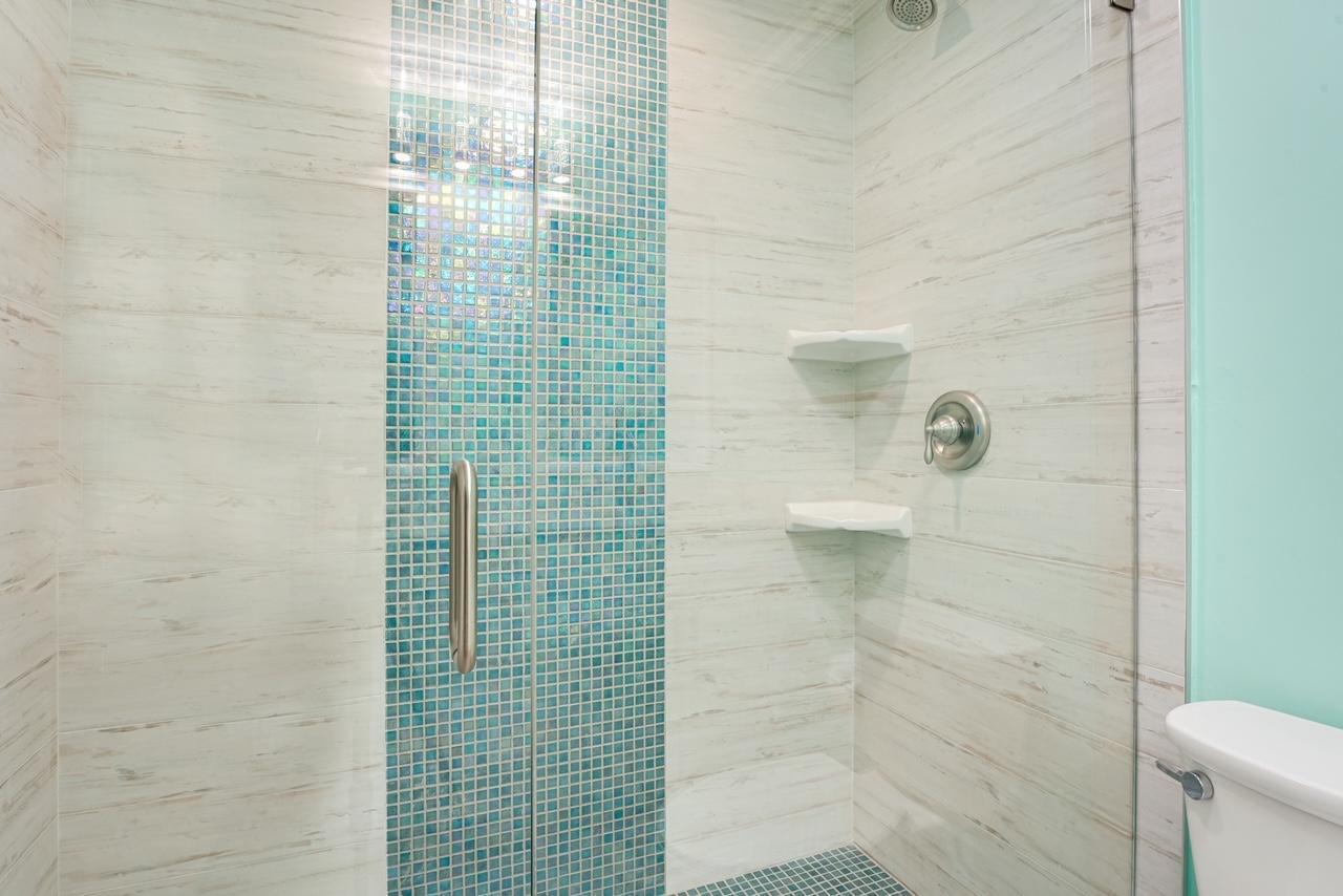 CAPTAINS WALK CONDO - Residential