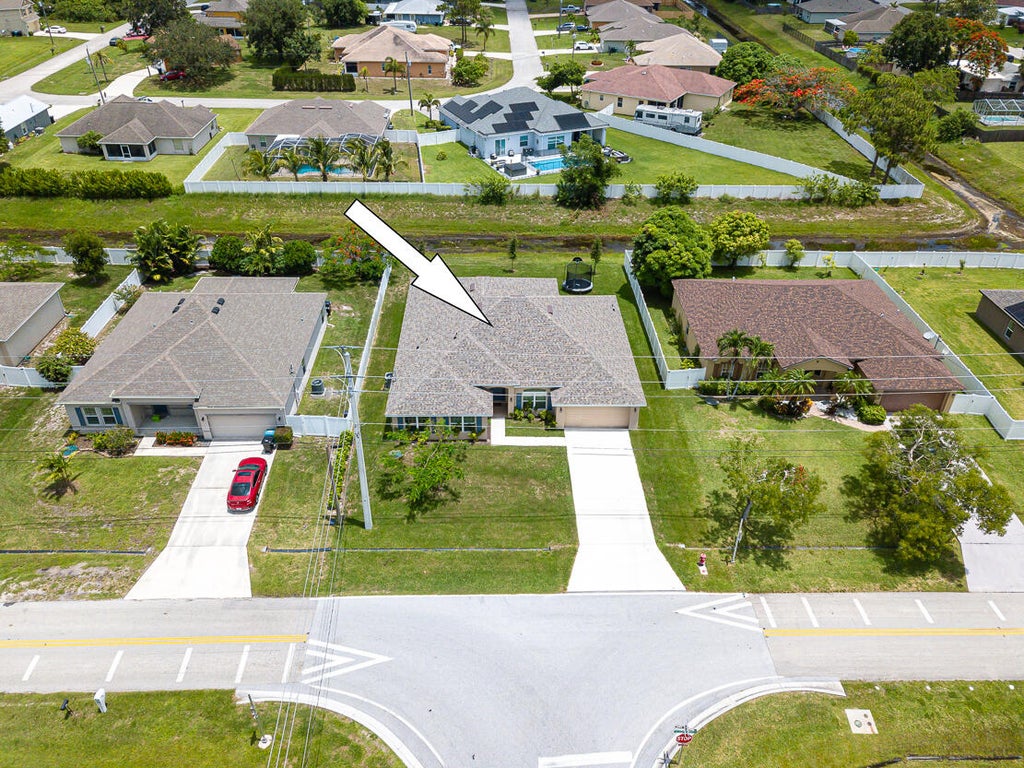 Photo of 1399 SW Edinburgh Drive, Port Saint Lucie, FL 34953 (MLS # B26048148)