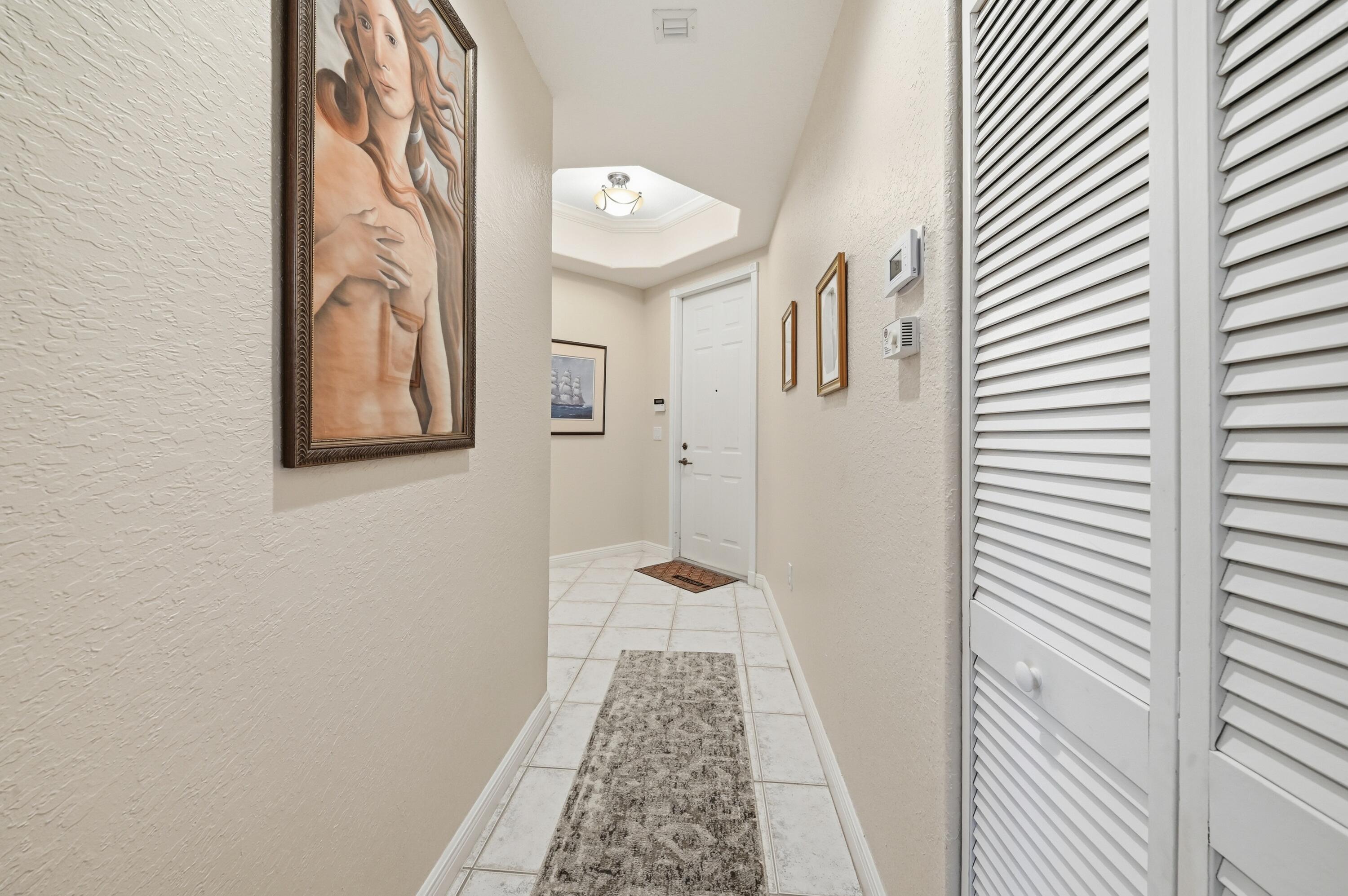 7986 EXETER Boulevard W 101