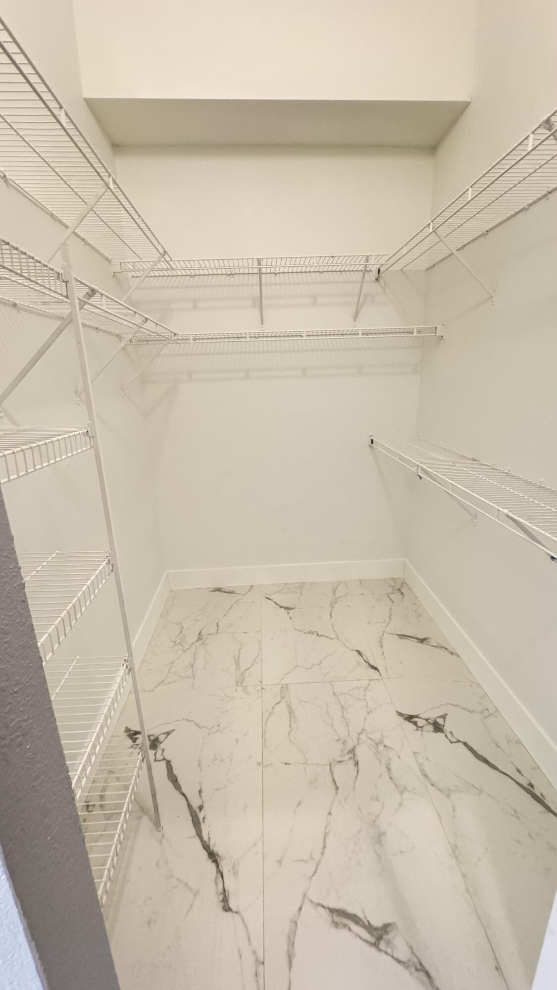 ROYAL LAND AMENDED - Residential Lease