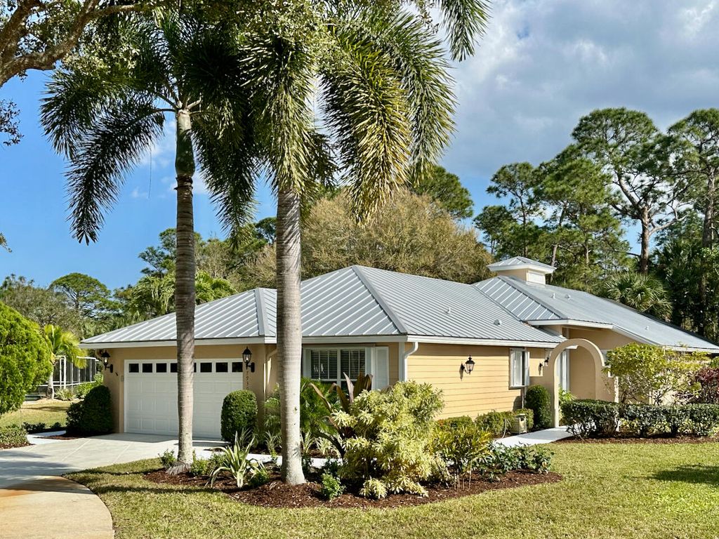Photo of 7930 SE Mammoth Drive, Hobe Sound, FL 33455 (MLS # R10958987)
