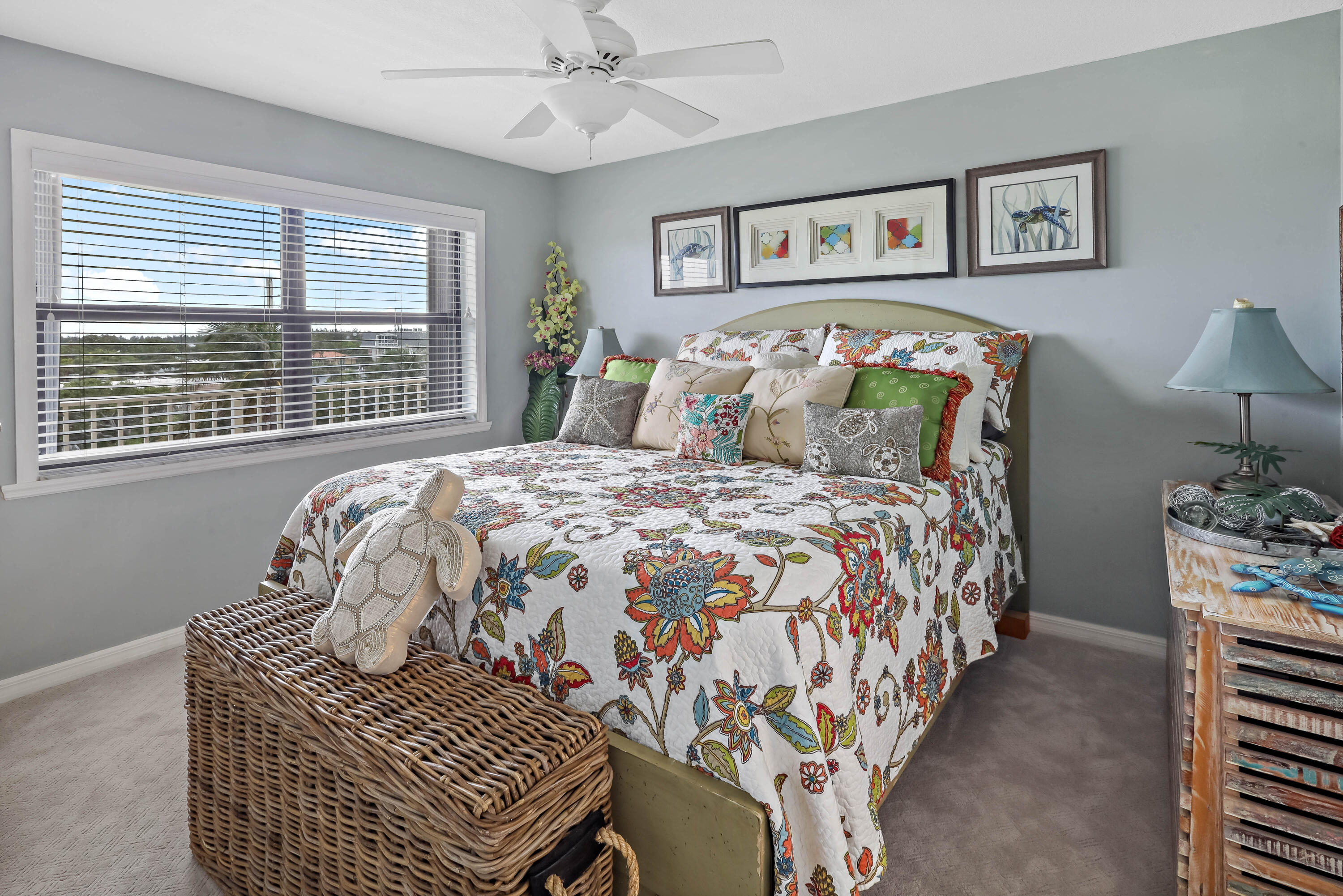 4450 Highway A1a 401, Vero Beach, FL, 32963/$555,000 2 4450 Highway A1a 401
