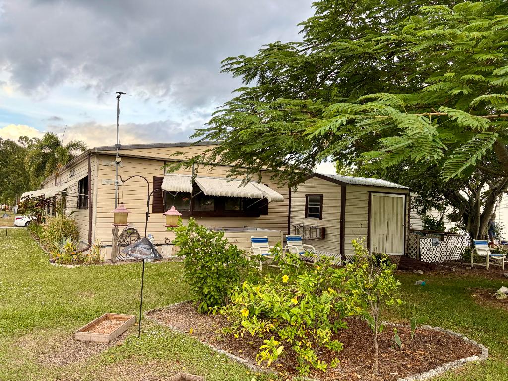 spanish lakes 55+ community Golf Village - Residential