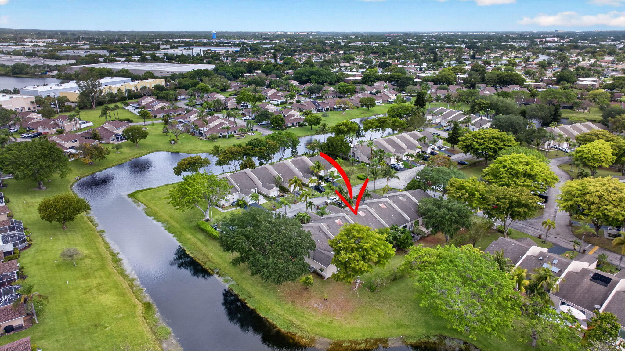 THE LAKES - Residential
