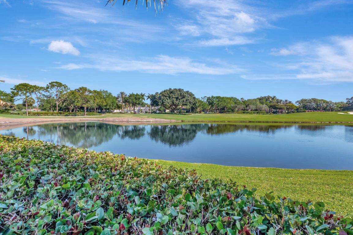 Mizner Country Club - Residential