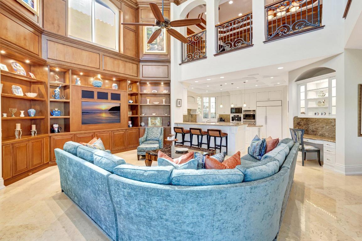 Mizner Country Club - Residential