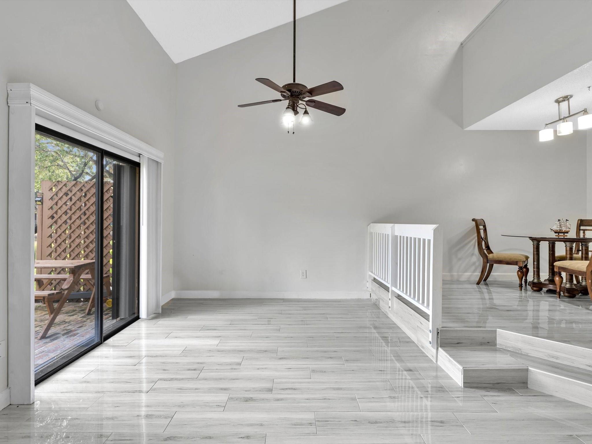 Pine Island Lakes - Residential Lease