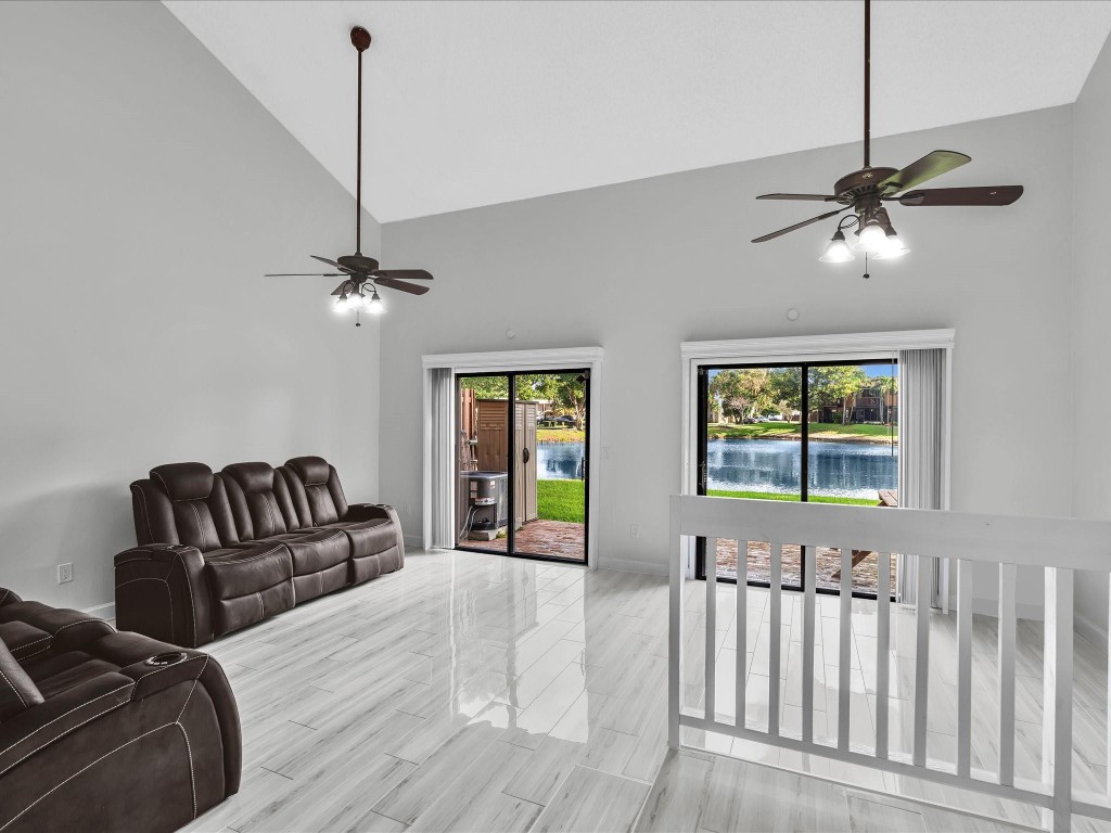 Pine Island Lakes - Residential Lease