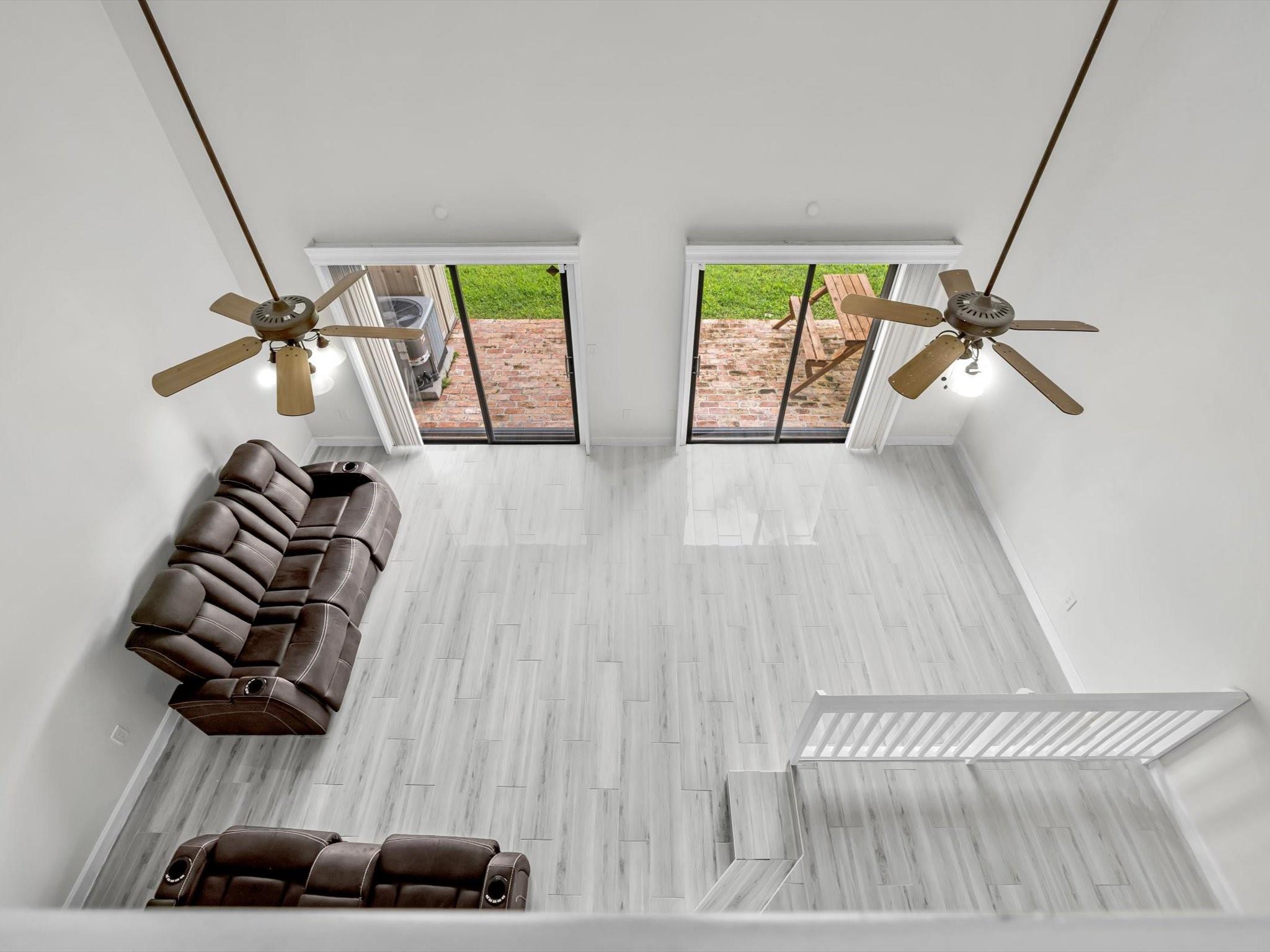 Pine Island Lakes - Residential Lease