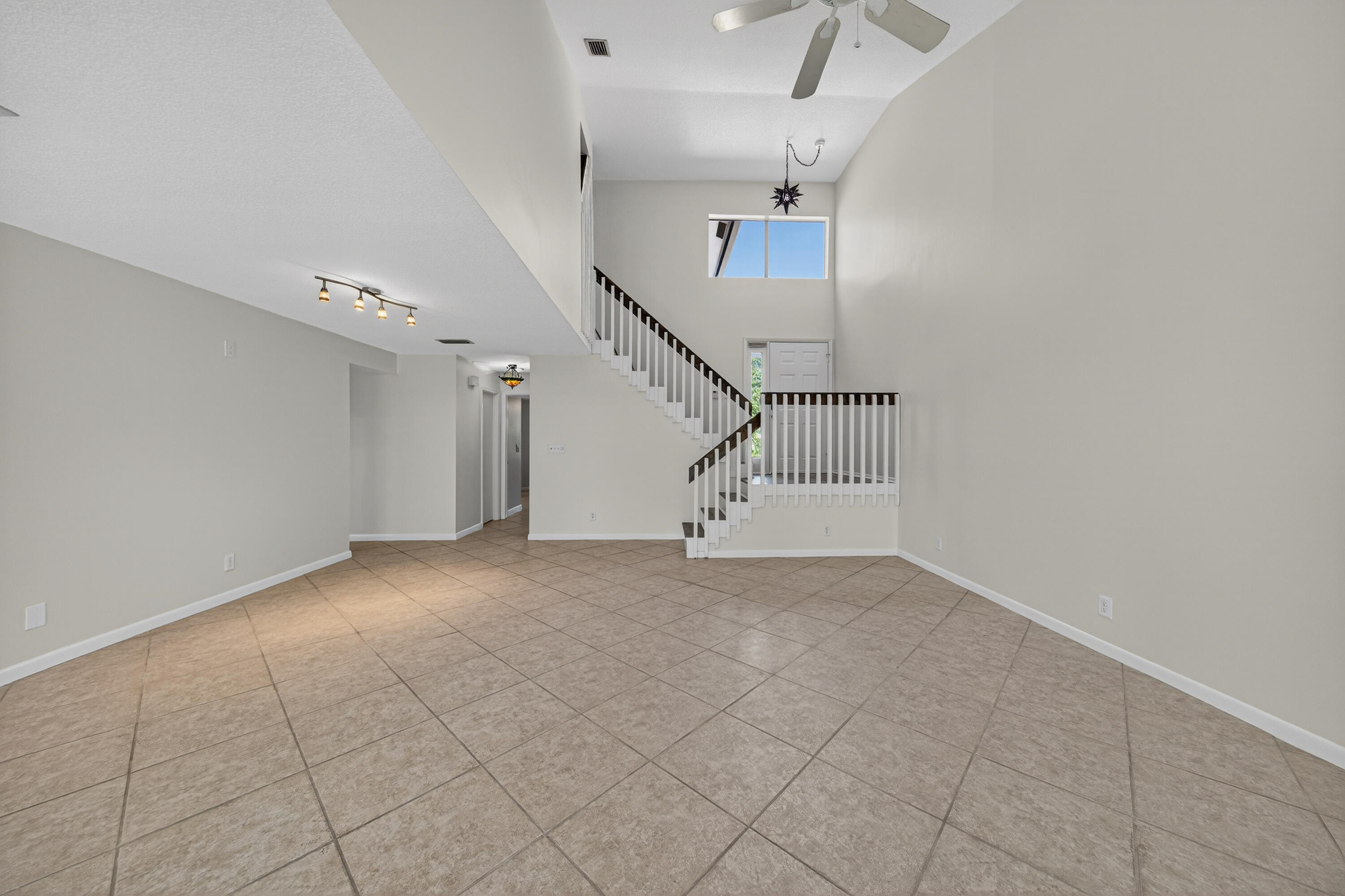 LAKES OF DEER CREEK CONDO - Residential