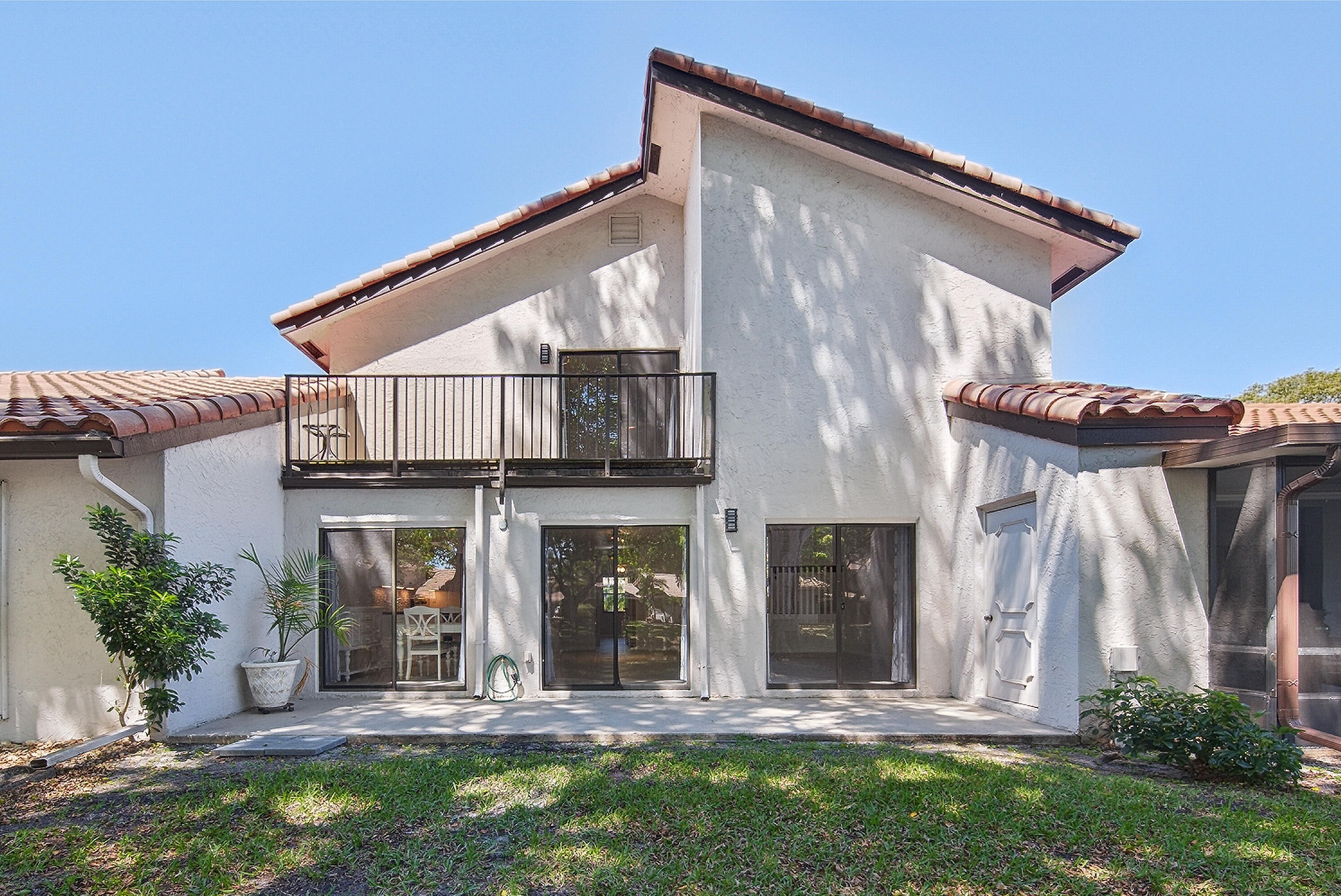 LAKES OF DEER CREEK CONDO - Residential