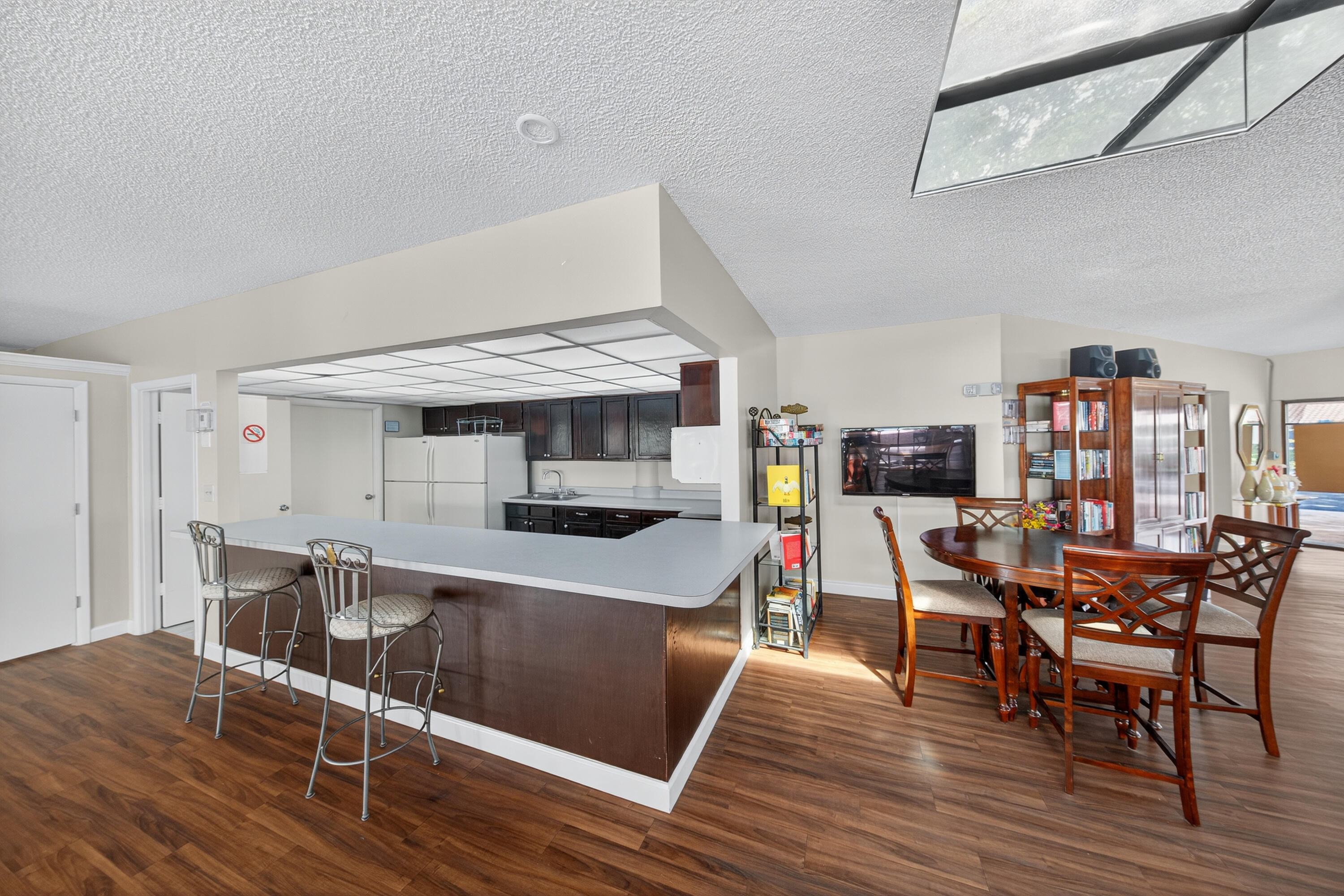 LAKES OF DEER CREEK CONDO - Residential