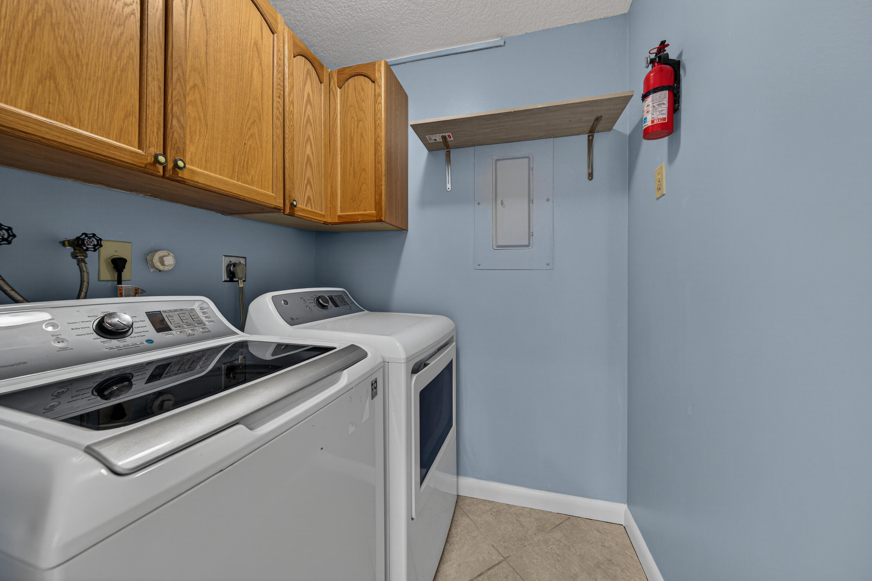 LAKES OF DEER CREEK CONDO - Residential